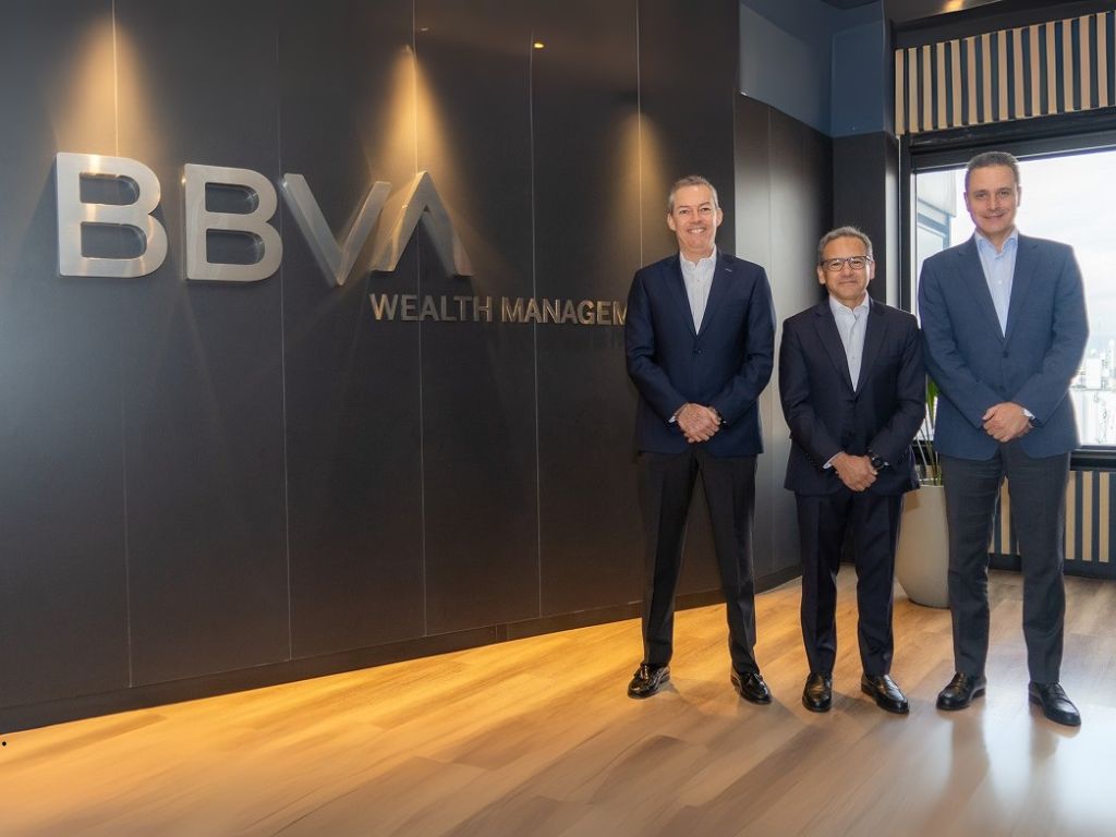 BBVA anunció la expansión de su oferta de Banca Wealth en Colombia, integrando acceso directo al mercado financiero de Estados Unidos.