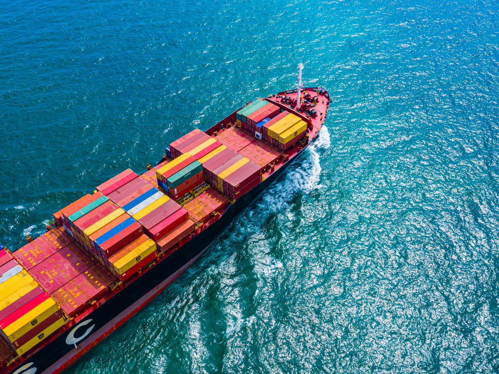 En la imagen aparece un barco exportador.