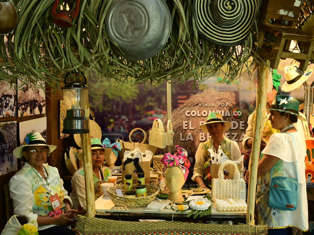 Foto: Cotelco Antioquia. Del 16 al 18 de octubre Plaza Mayor se convertirá en el corazón pulsante del turismo colombiano con la octava edición de Colombia Travel Expo.