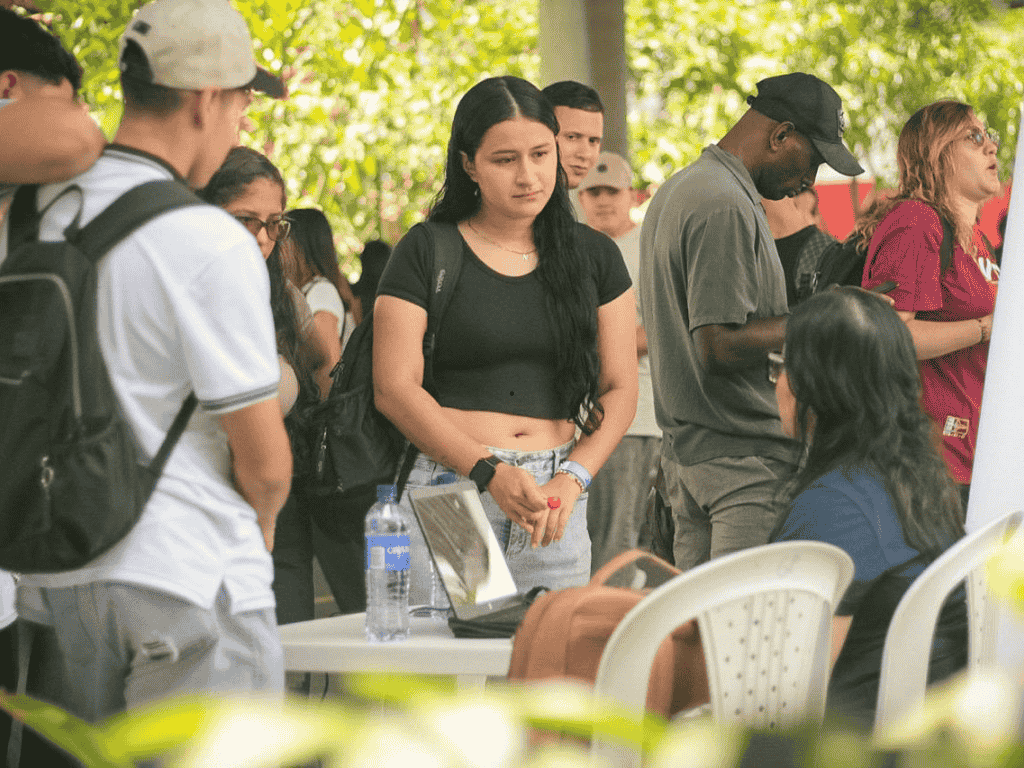 Foto: Distrito de Medellín. La Alcaldía de Medellín invita a jóvenes de 14 a 28 años a inscribirse en la nueva edición del Festival de Oportunidades.