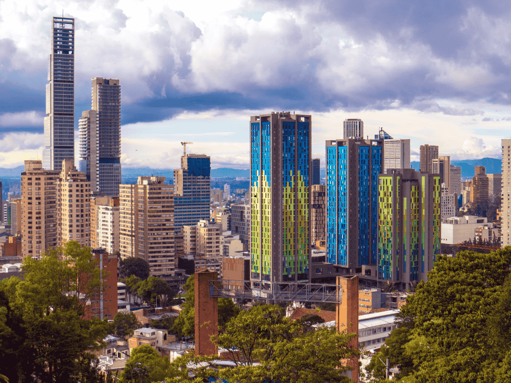 En la imagen se ve una panorámica de la ciudad de Bogotá.