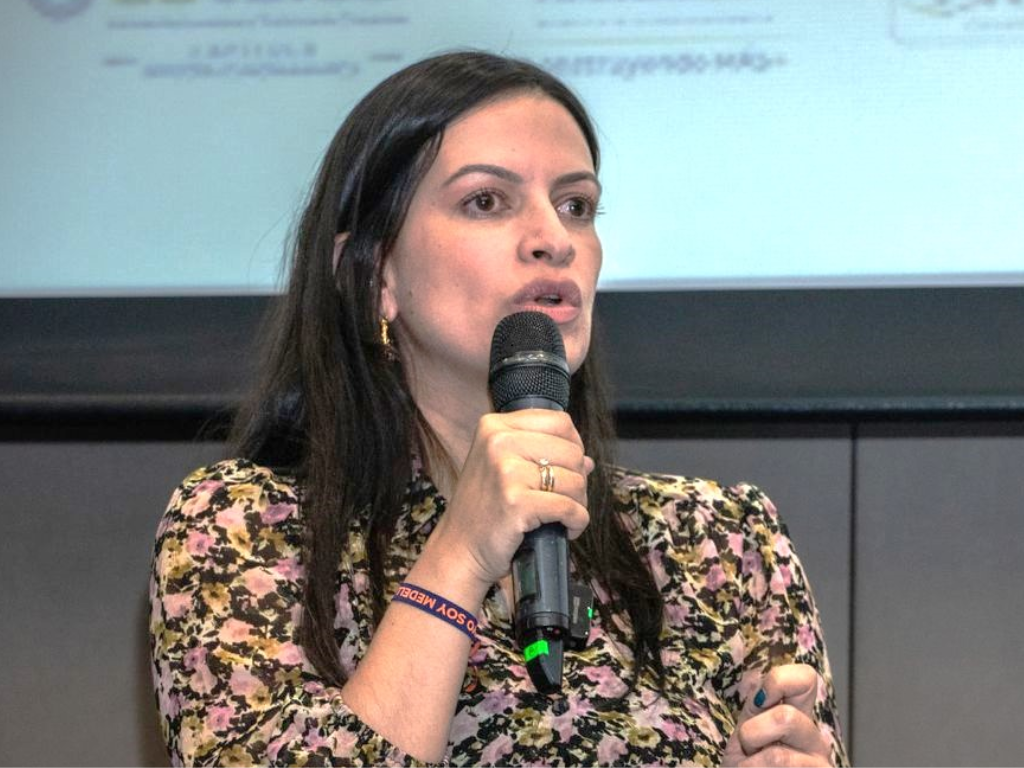 Foto: Columna VIP. Medellín mantiene la menor tasa de desempleo y que las actividades científicas y tecnológicas representan el 78 % del crecimiento económico.