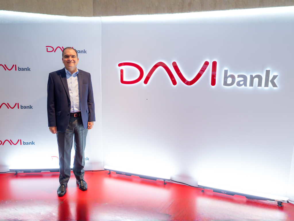 Foto: Davivienda. Davivienda Group pasa a operar con dos marcas bancarias distintas y complementarias: el tradicional Davivienda y el recién nacido DAVIbank.