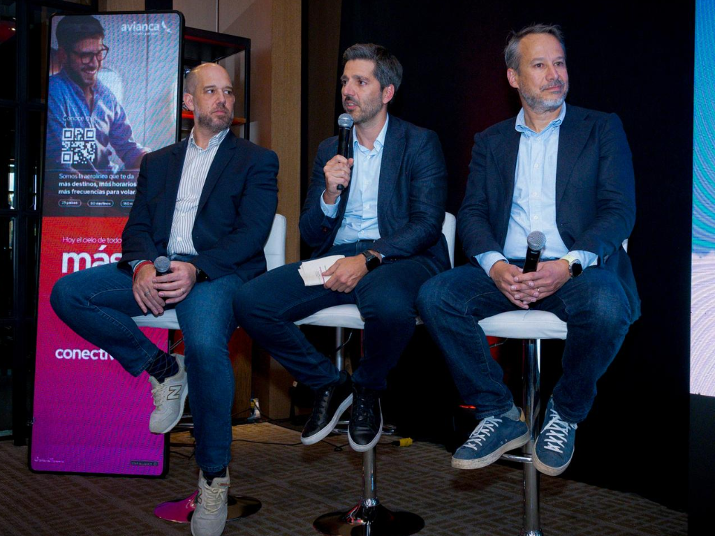 Foto: Avianca. Directivos del Grupo Avianca, en cabeza del presidente Gabriel Oliva, hicieron un balance del año y adelantaron lo que viene para 2026.