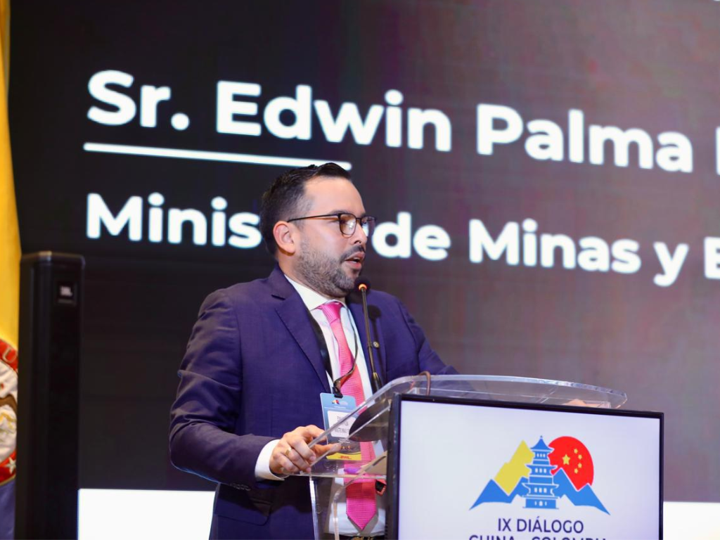 En la imagen aparece Edwin Palma, ministro de Minas y Energía.