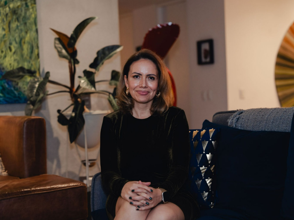 Foto: Cortesía. Paola Moya, bogotana con más de dos décadas de trayectoria en Estados Unidos, está dejando su sello en la capital antioqueña con Kalia. Paola Moya, bogotana con más de dos décadas de trayectoria en Estados Unidos, está dejando su sello en la capital antioqueña con Calya.