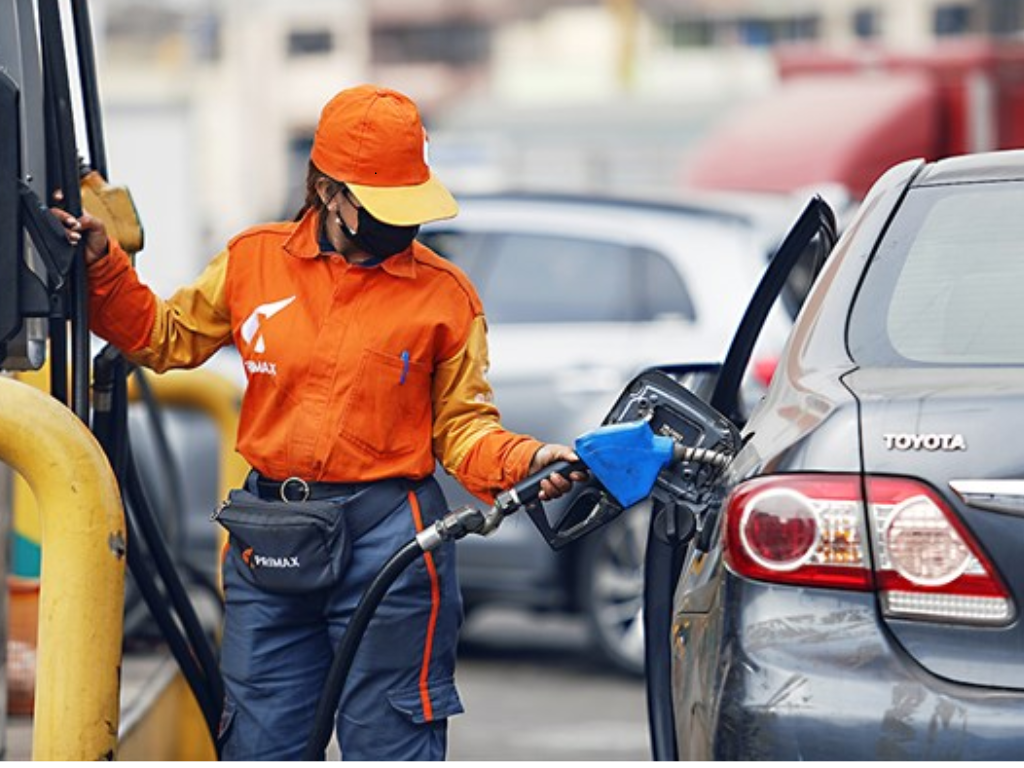 Foto: Cortesía. El Ministro de Hacienda, Germán Ávila, confirmó que el precio de la gasolina tendrá una reducción de $500 pesos a partir de febrero.