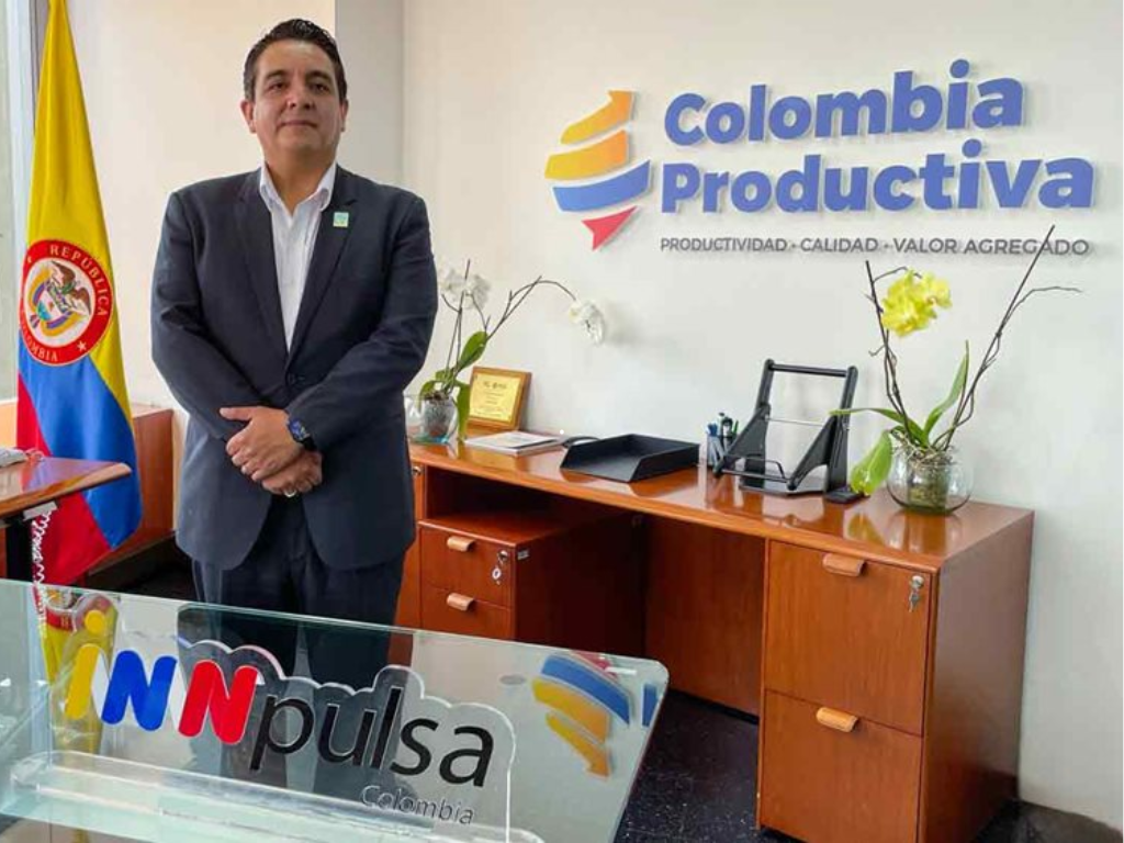 Foto: INNpulsa. Héctor Julio Fuentes, director de INNpulsa Colombia anuncia fase de internacionalización para Mipymes de astilleros en Antioquia.