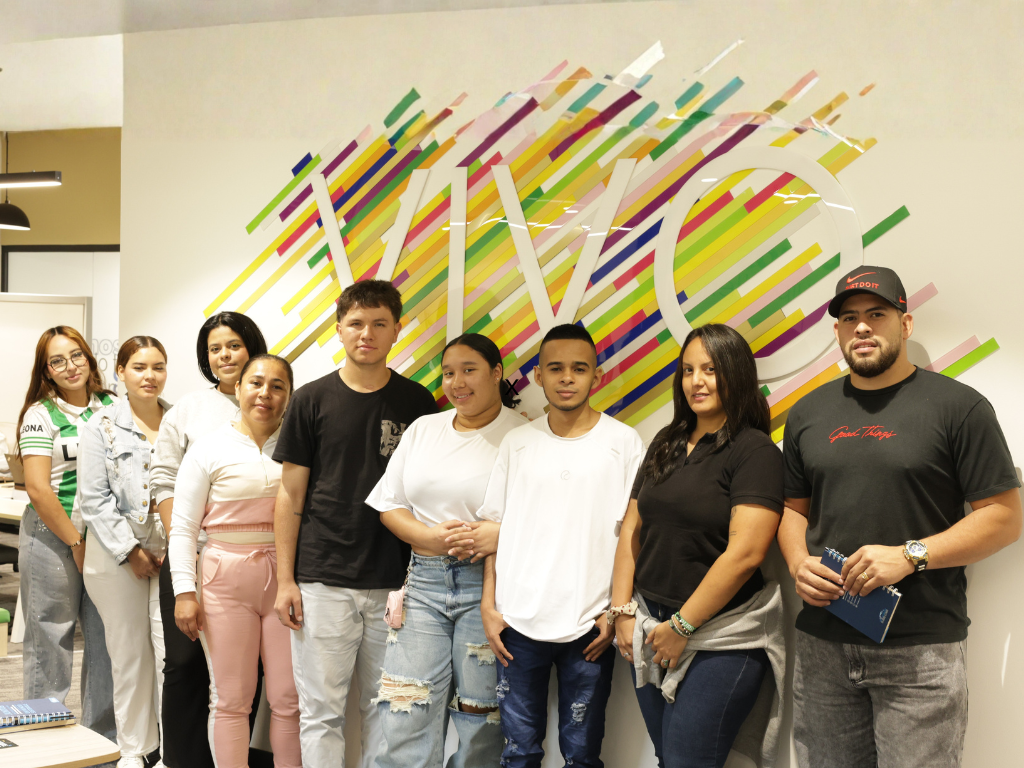 Foto: Postobón. Postobón invierte $133 millones en la formación y empleo de jóvenes en asociaciones de reciclaje del Valle de Aburrá con el programa FARO.