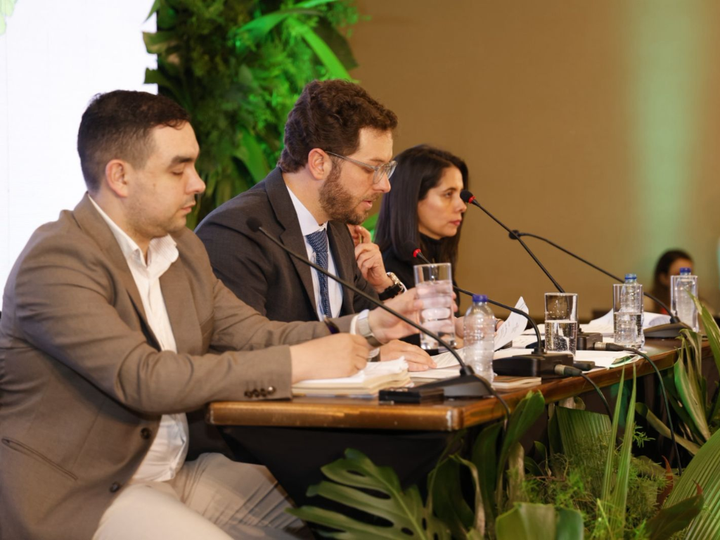 Foto: Mineros. Mineros S.A. reporta USD 800 millones en ventas en 2025. La empresa anuncia dividendos por USD 30 millones y recompra de acciones.