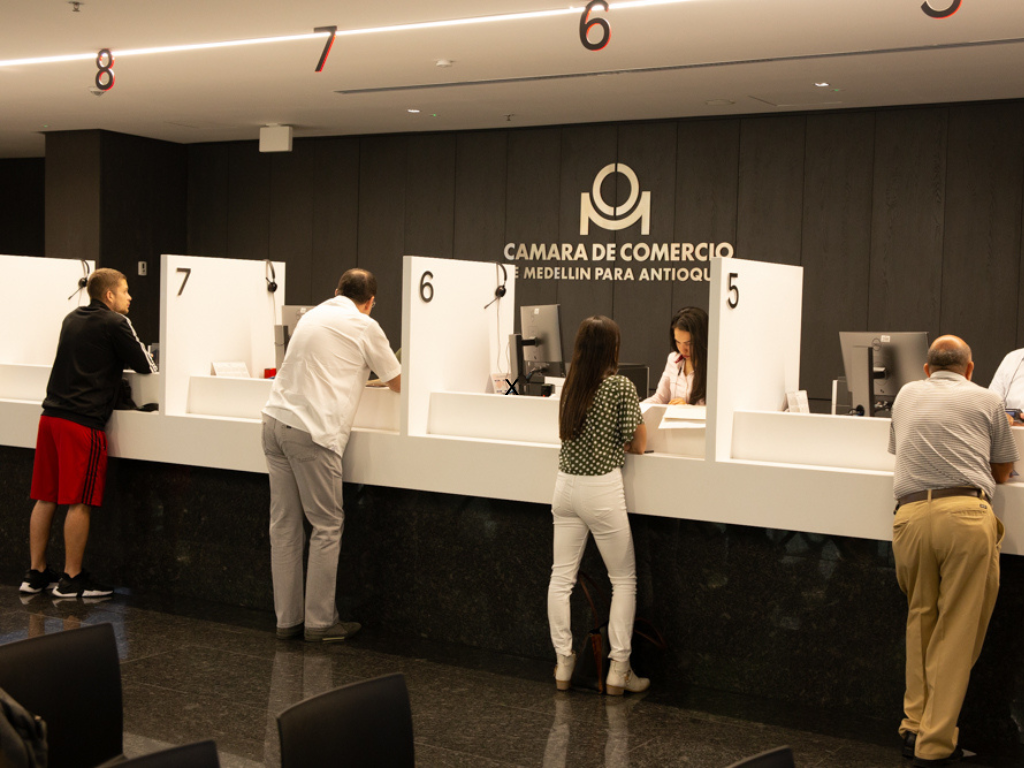 Foto: Canva. 152.000 empresas en Antioquia deben renovar su matrícula mercantil antes del 31 de marzo de 2026. Conozca los puntos de atención.