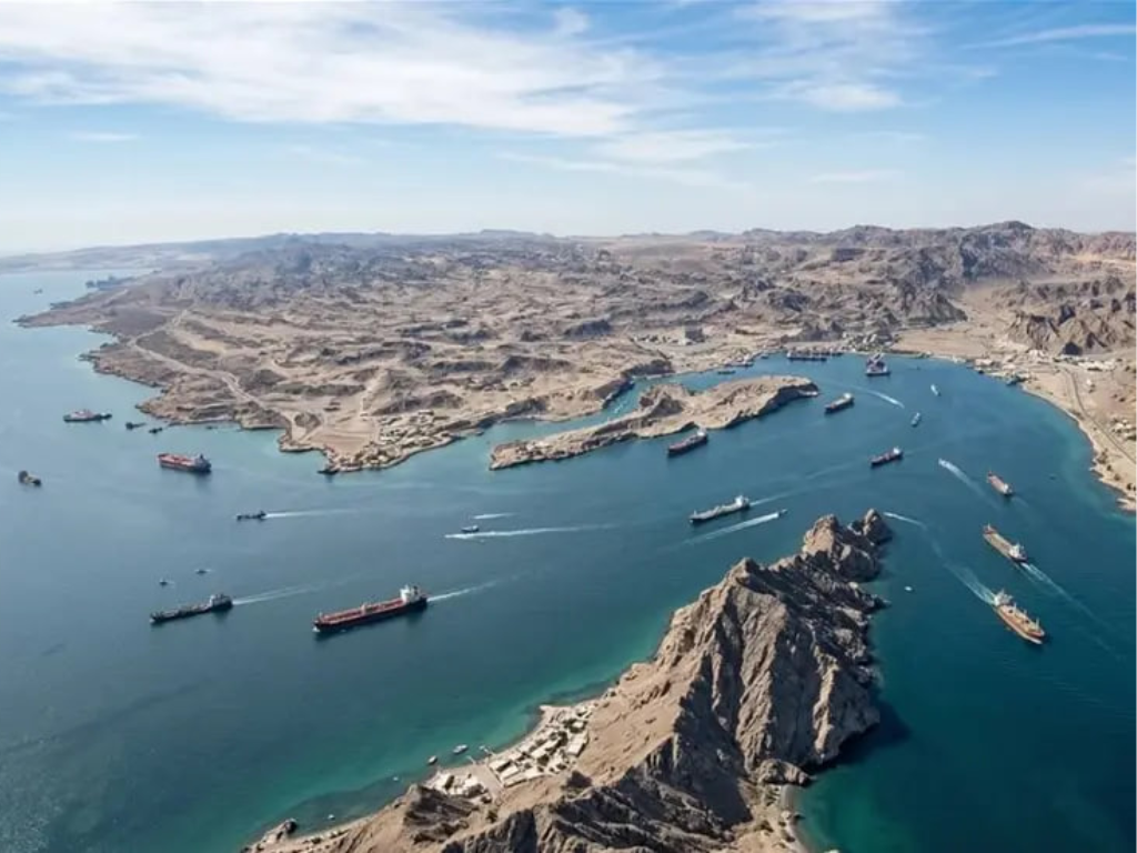 Foto: Cortesía. Estados Unidos e Irán desafían la Convención del Derecho del Mar al proponer peajes en el Estrecho de Ormuz.