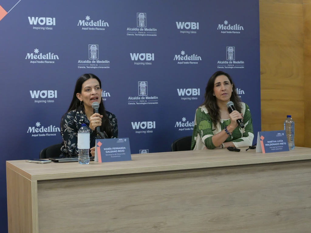 Foto: Distrito de Medellín. Medellín recibe el WOBI on AI & Business Transformation este 28 de abril en Plaza Mayor. 600 líderes aprenderán de Tesla, OpenAI e INSEAD.