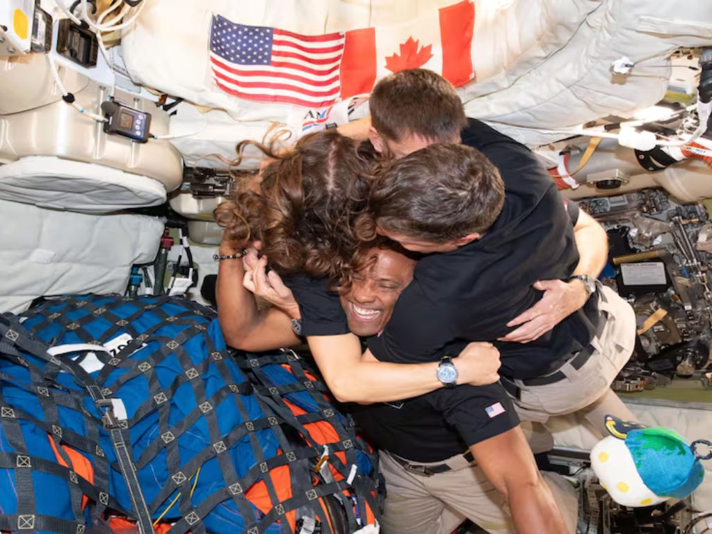 Foto: NASA. Siga el descenso de la misión Artemis II de la NASA este 10 de abril. Horarios del amerizaje en el Pacífico y hallazgos de la Luna.