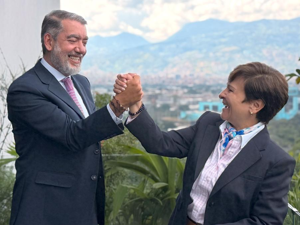 Foto: Coltefinanciera. Coltefinanciera fortalece su banca digital mediante inversión en la fintech Payments Way. Pagos inmediatos, IA y seguridad transaccional.