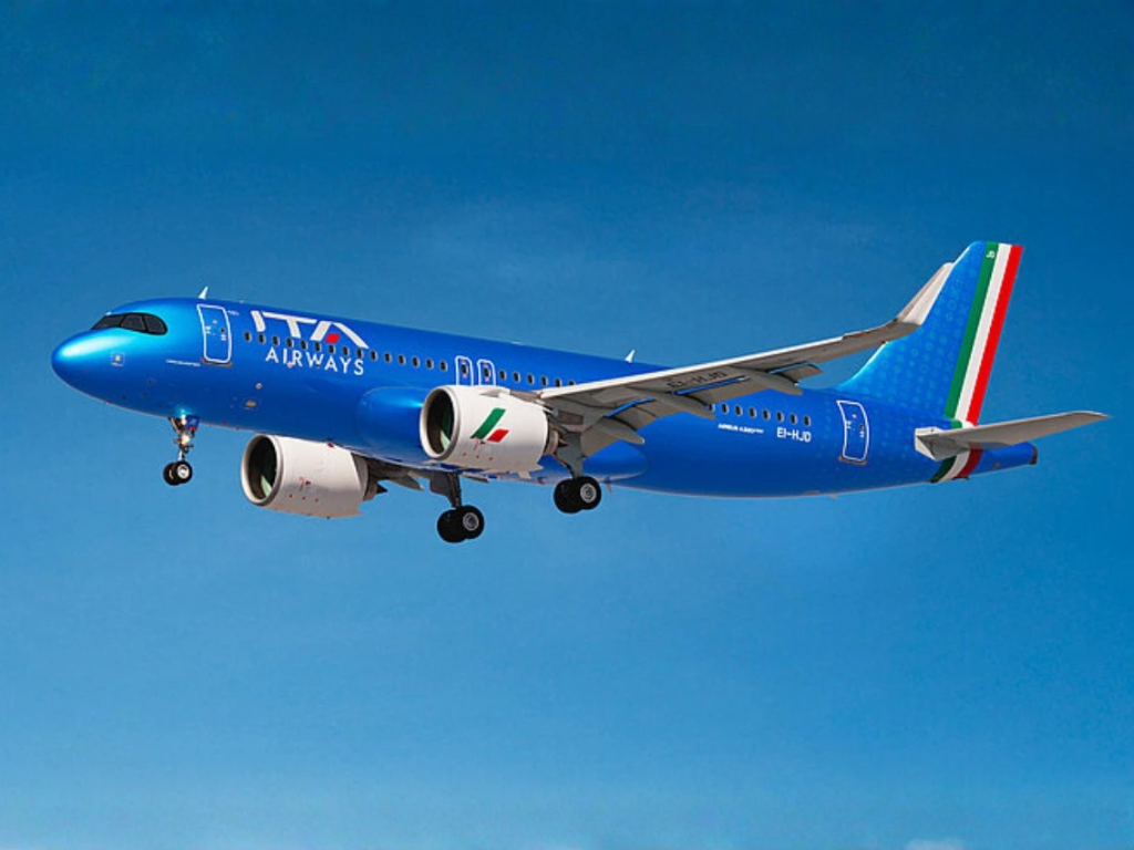 Foto: ITA Starway. ITA Airways es el miembro 26 de Star Alliance. Disfrute de acceso a salas VIP, redención de millas y 1.150 destinos desde Roma y Milán.