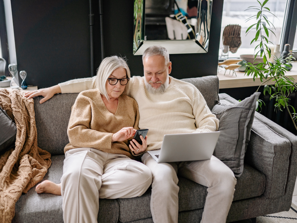 Foto: Canva. Microsoft ofrece plan de retiro voluntario al 7 % de su personal en EE. UU. Descubre cómo la IA está cambiando la estructura laboral.