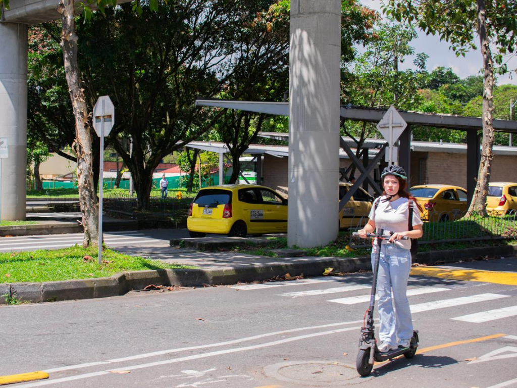 Foto: AMVA. El Área Metropolitana revela datos de la EOD 2025. Crece la movilidad activa y el teletrabajo reduce desplazamientos en el Valle de Aburrá.