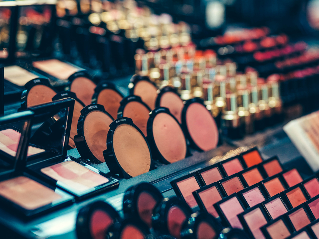 Foto: Canva. Las exportaciones cosméticos de Antioquia crecieron un 23,9% en 2025. Conozca los detalles del evento Vitta 360°.