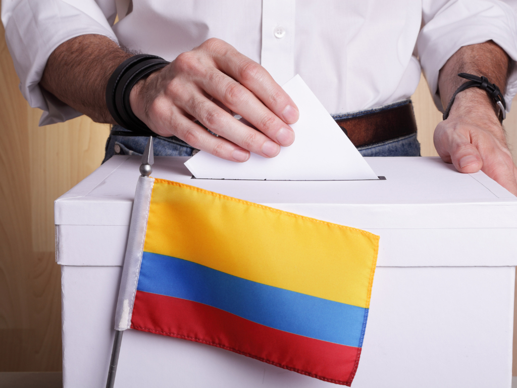 Foto: Canva. Conozca el número de votos necesarios para ganar en primera vuelta durante las elecciones presidenciales en Colombia.