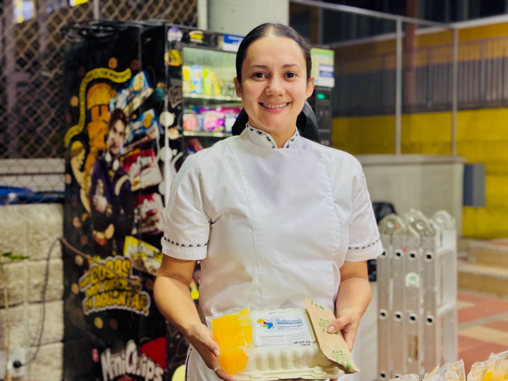 Foto: ITM. A través de 'ITM en mi Barrio', la institución universitaria descentraliza su servicio de alimentación para beneficiar a estudiantes.
