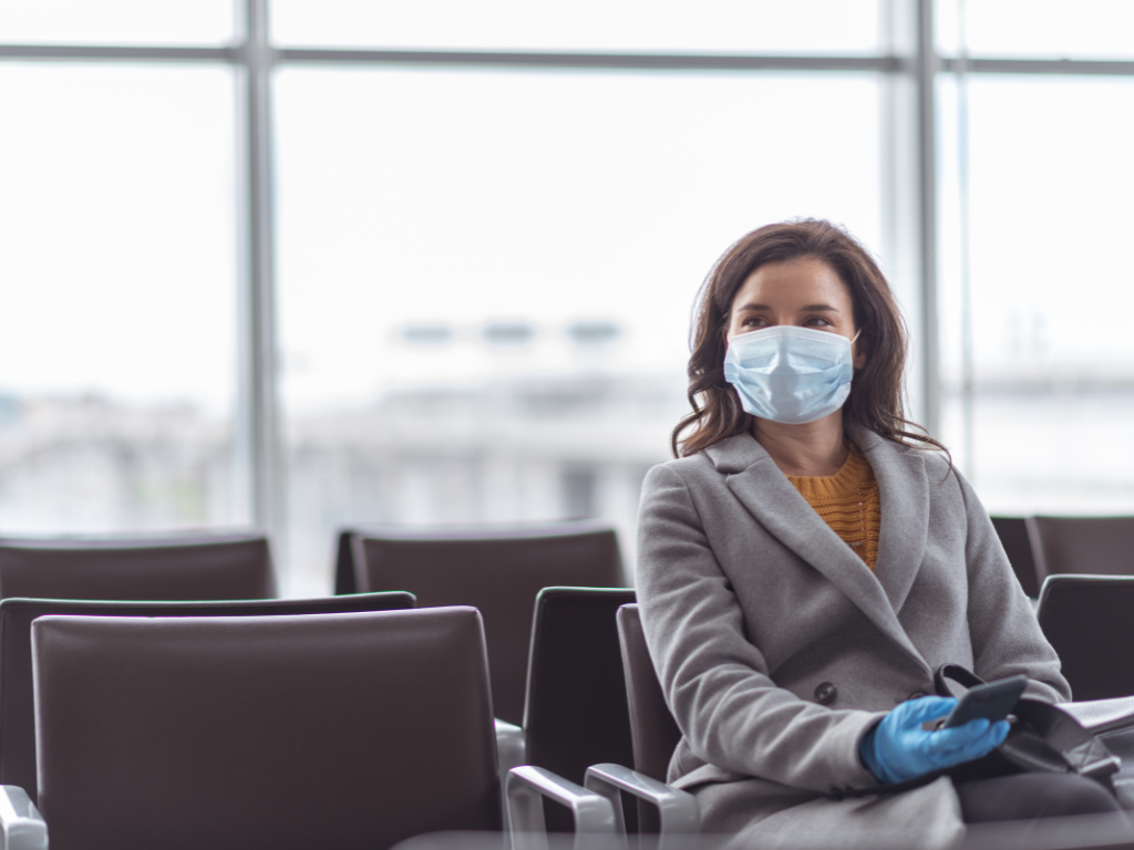 Foto: Canva. Cámara de la Infraestructura (CCI) precisó que las concesiones aeroportuarias no tienen competencia para definir medidas sanitarias.
