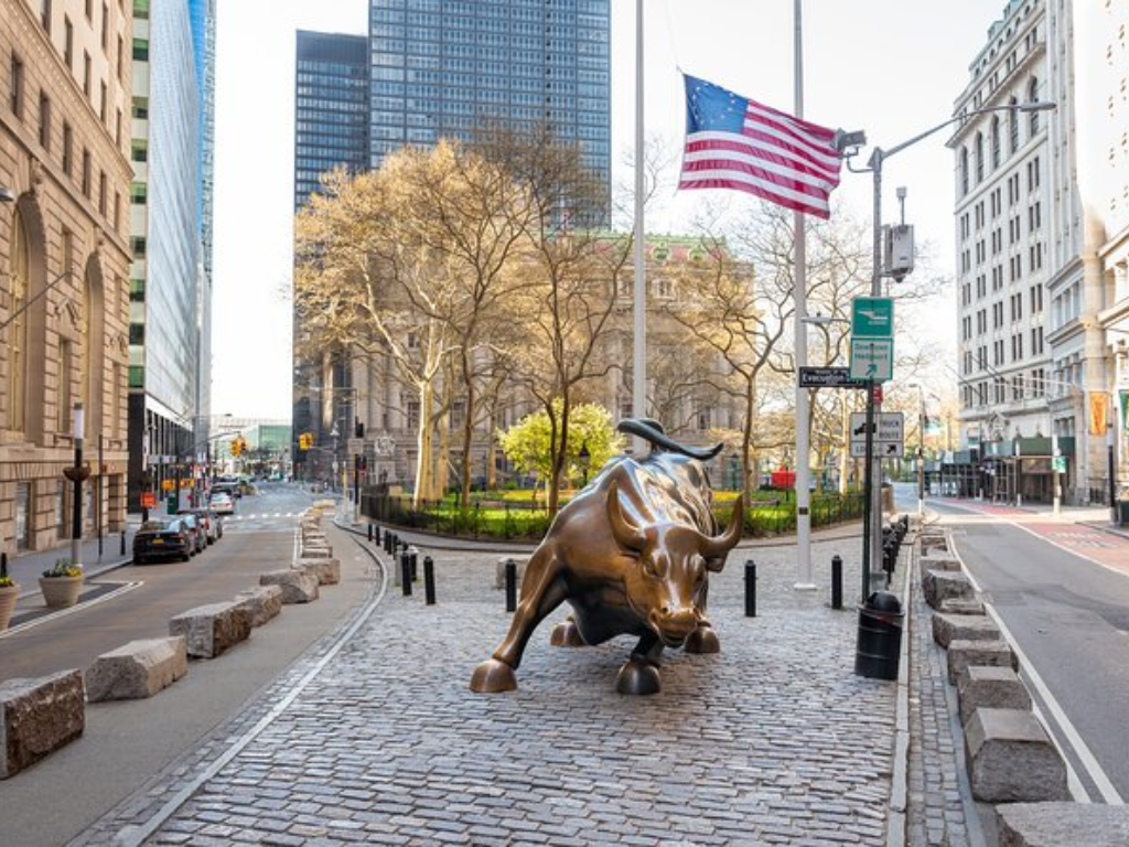 Foto: Cortesía. Los mercados en Wall Street evalúan los próximos datos laborales y resultados de Broadcom AVGO en Estados Unidos.