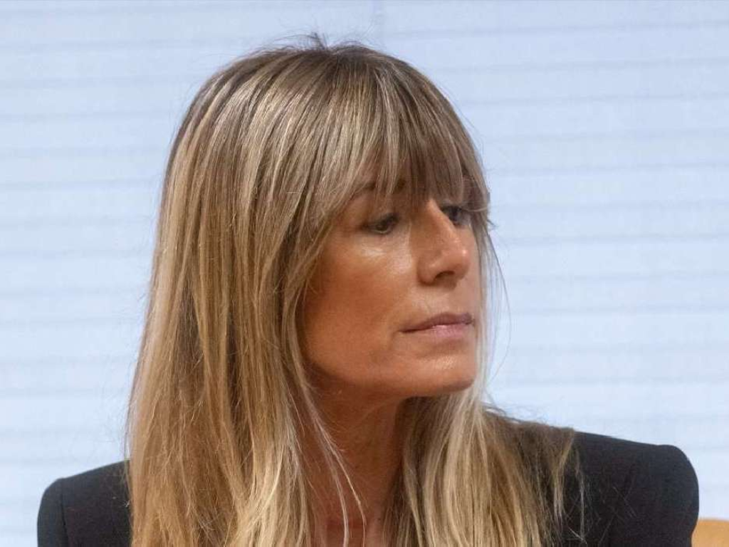 Foto: Cortesía. El juez Juan Carlos Peinado envía a juicio a Begoña Gómez. Le impone medidas cautelares severas como la retirada inmediata de su pasaporte.