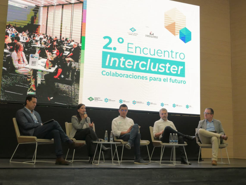 Foto: Andrés Tamayo. Medellín lidera en startups. El 2° Encuentro Intercluster de la Cámara de Comercio de Medellín presentó el Colombia Tech Report 2026.