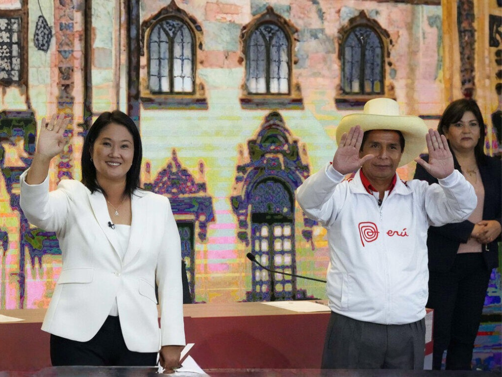 Foto: Con más del 94% de las actas escrutadas por la ONPE, Roberto Sánchez aventaja a Keiko Fujimori por menos de 10.000 votos en Perú.