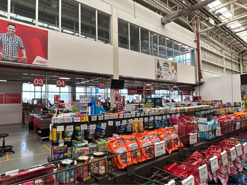 Foto: Makro- Arrancó la campaña Precios Felices de Makro. La cadena supermayorista ofrece descuentos de hasta el 50% en la canasta básica familiar.