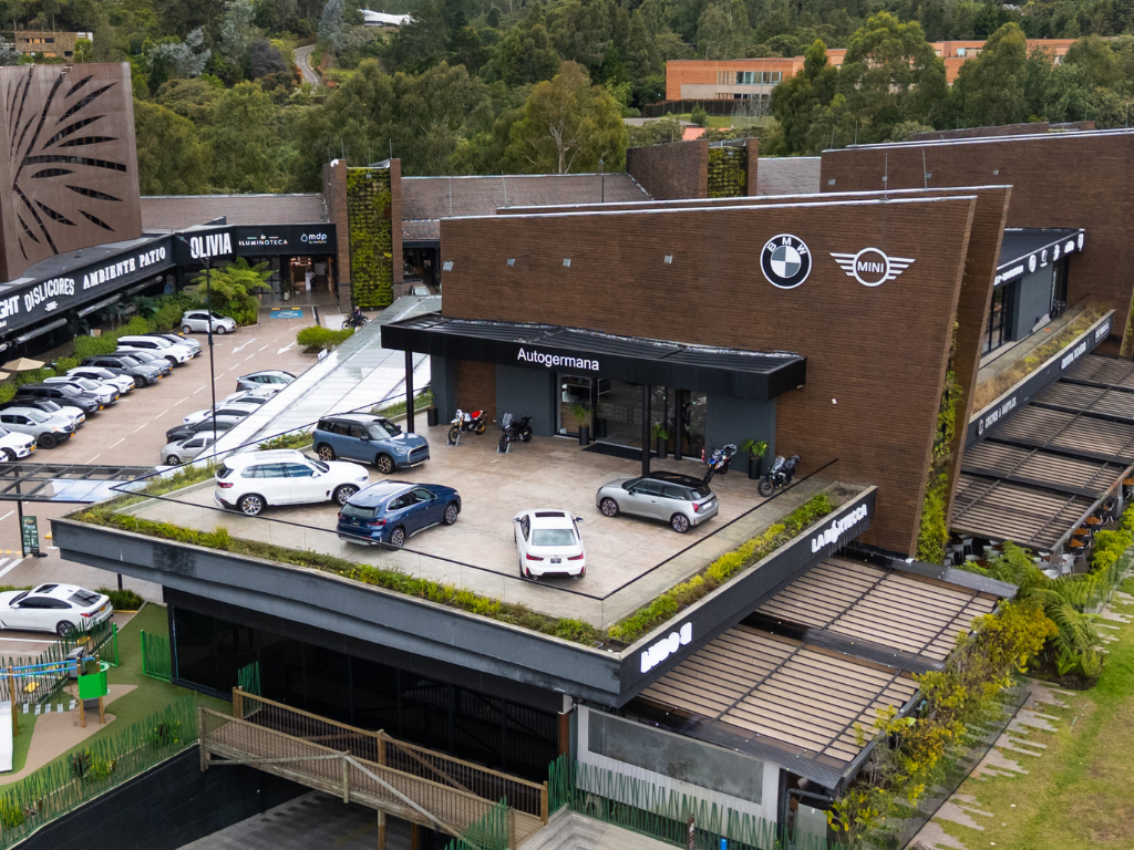 Foto: Autogermana. Autogermana abre en Medellín su nueva vitrina bajo el concepto Retail Next. Reúne a BMW, MINI y BMW Motorrad.