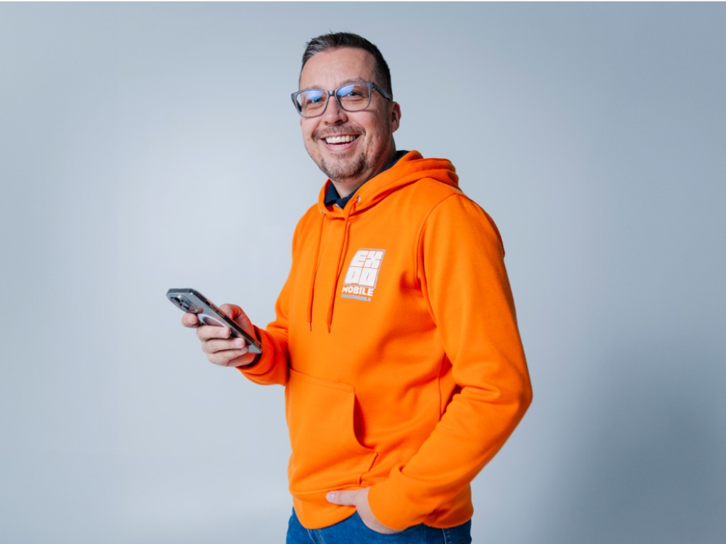 Foto: Cortesía. Heiner Castrillón, CEO de Expomobile, revela el impacto de la feria en Plaza Mayor Medellín. Se proyectan negocios por USD 30 millones y la economía circular de smartphones.