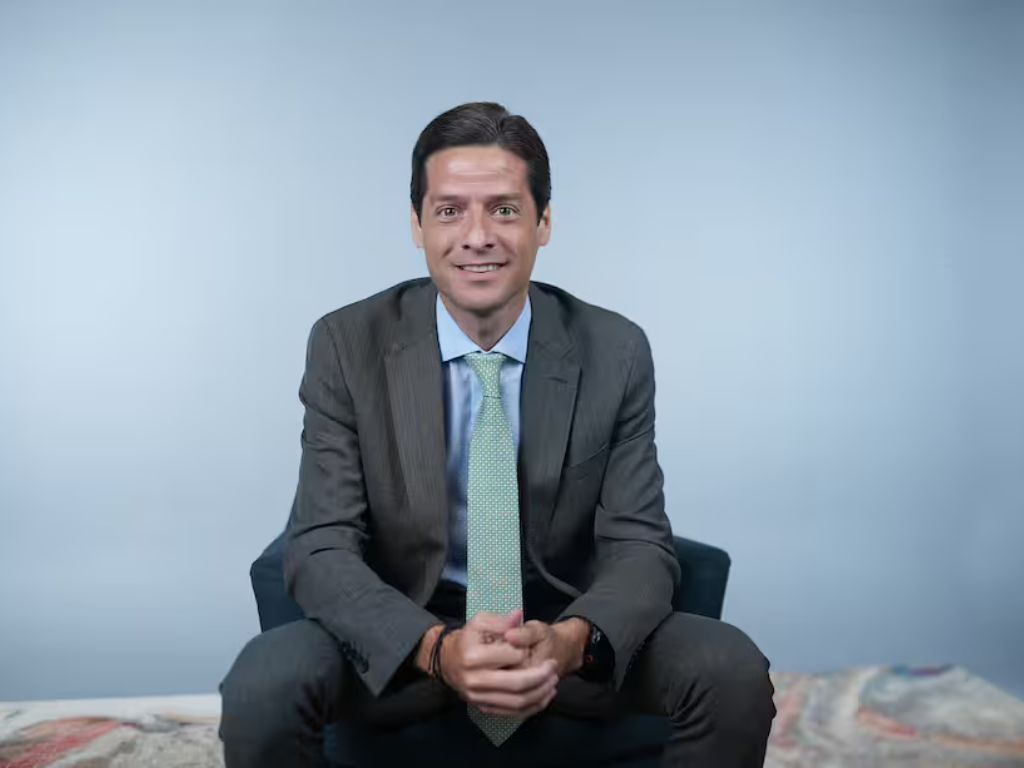 Foto: Cortesía. El ministro designado Mauricio Gómez Amín revela la hoja de ruta comercial y turística del gobierno de Abelardo De la Espriella.