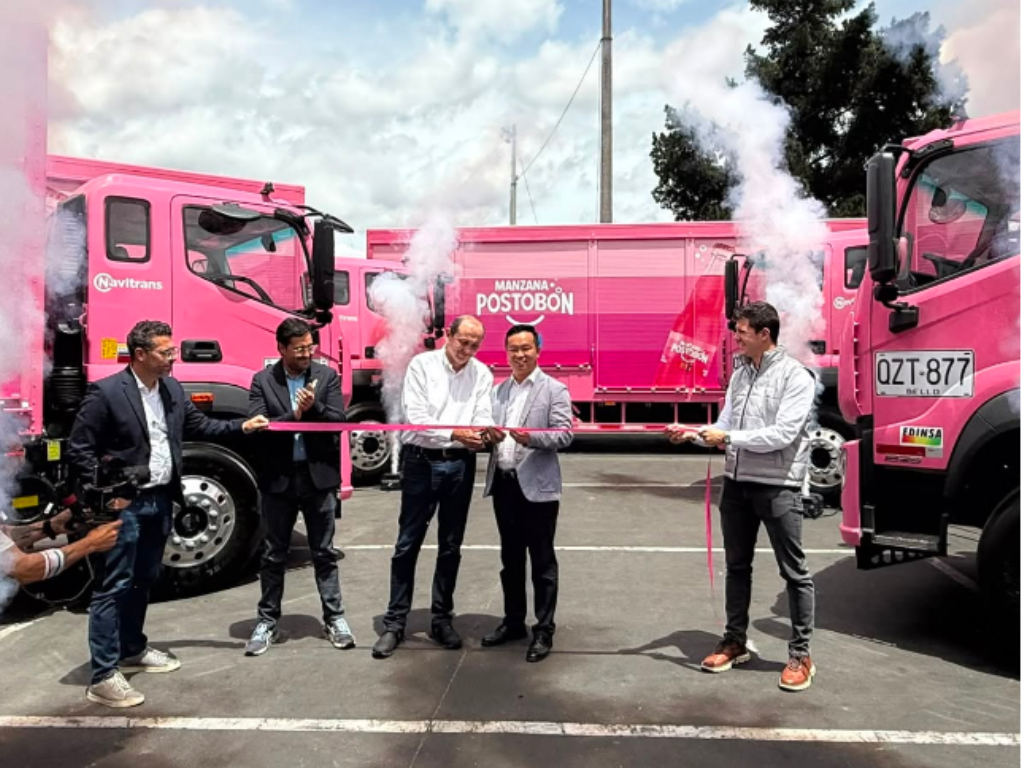 Foto: Postobón. Postobón incorporó 104 camiones Foton Auman Euro VI con Navitrans. La empresa redujo 111 toneladas de CO2 al año y ahorró 31% de combustible.