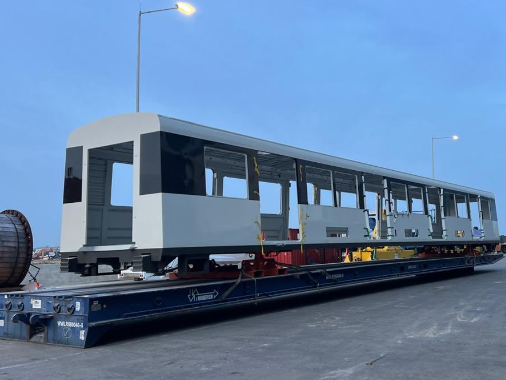 Foto: Metro de Medellín. El Metro de Medellín recibió el primer vagón de los 13 nuevos trenes. El ensamblaje se realizará en los talleres de Bello.
