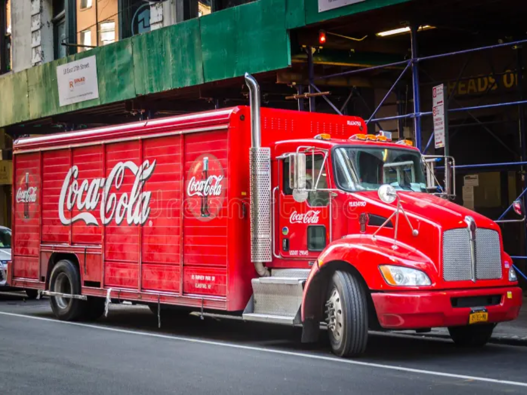 Foto: Cortesía. Coca-Cola Perú y Arca Continental invertirán US$ 1.000 millones en Perú. La presidenta Keiko Fujimori anunció proyectos de agua en Pucusana y apoyo por El Niño.