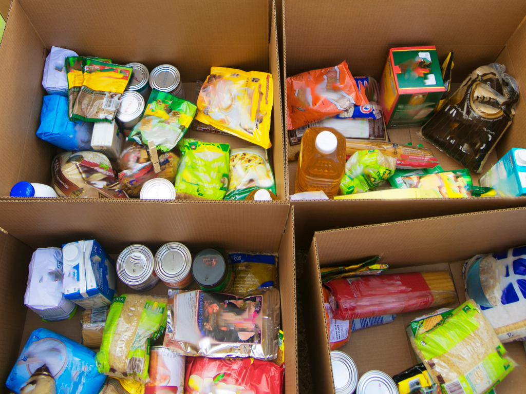 Foto: Canva. ABACO activó un corredor humanitario tras el sismo de 7.4. Conozca los puntos de acopio, bienes requeridos y canales de donación monetaria.