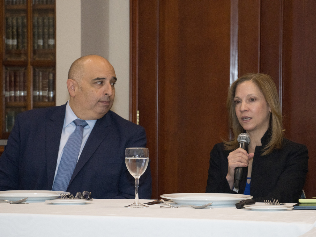 Foto: AmCham. AmCham Colombia y la Embajada de EE. UU. buscan impulsar el comercio y la inversión tras cita entre María C. Lacouture y Hugo Guevara.