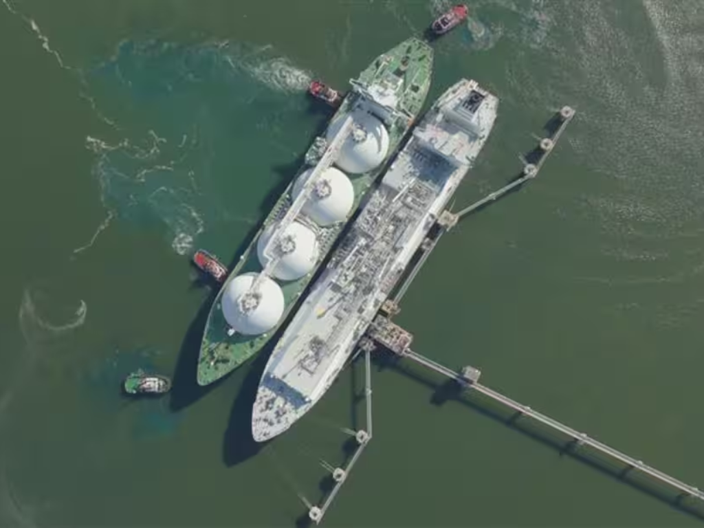 Foto: Cortesía. Naturgas celebró la modificación de la licencia de SPEC LNG por la ANLA, agregando 58 MPCD de gas para la seguridad energética nacional.