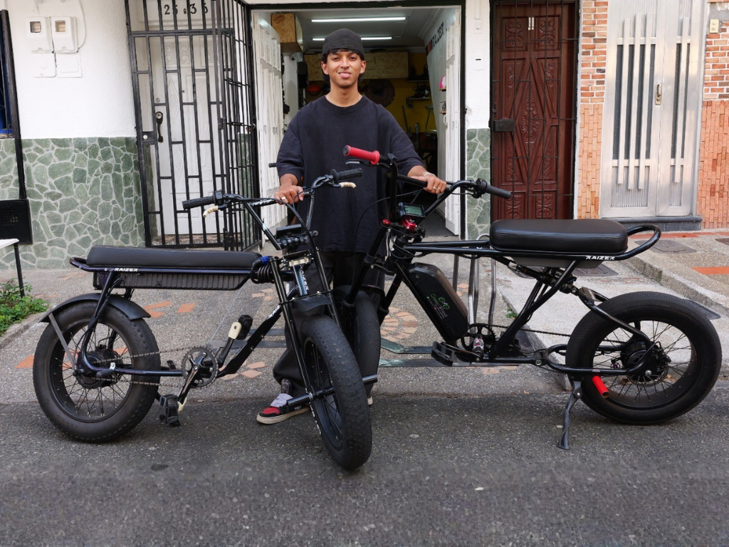 Foto: ITM. Un estudiante del ITM diseñó una bicicleta eléctrica de bajo costo, adaptada a las vías de Medellín.