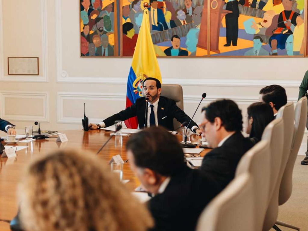 Foto: Presidencia. El Gobierno activo el plan de choque en salud para liberar atenciones a un millón de usuarios. Incluye compra de cartera a EPS al 0 % de interés.