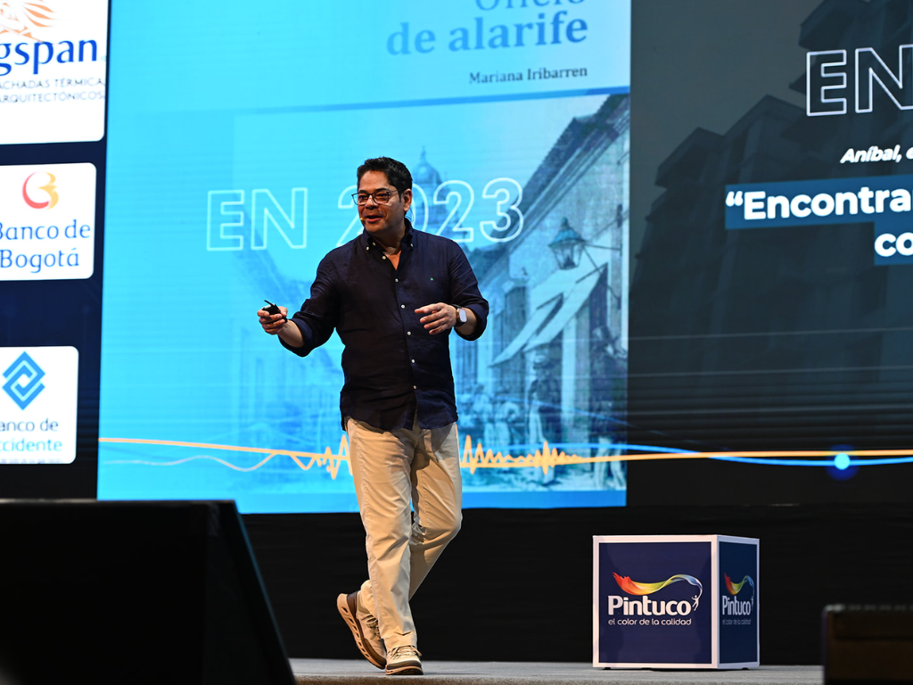 Foto: Camacol. El sector de la construcción en Colombia cayó a niveles de 2011. Guillermo Herrera revela que Fonvivienda solo tendrá $87.000 millones libres en 2027.