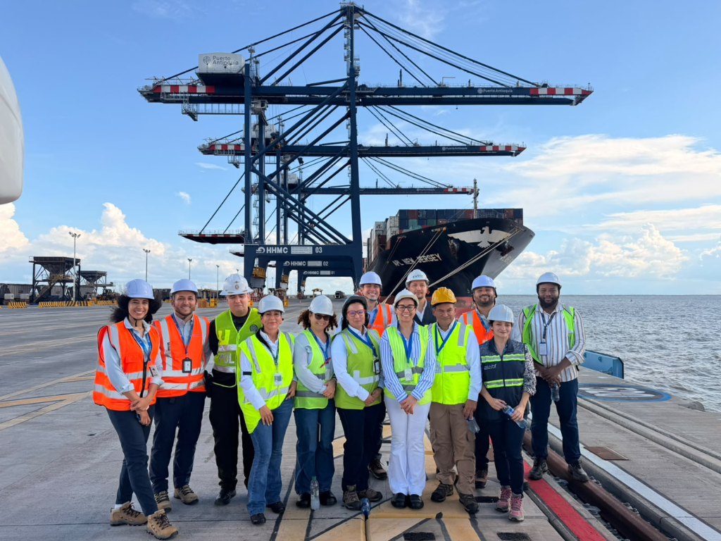 Foto: Mincomercio. Las exportaciones desde Puerto Antioquia serán más ágiles tras la articulación de DIAN, ICA, Invima y Antinarcóticos. Conozca las medidas en Urabá.